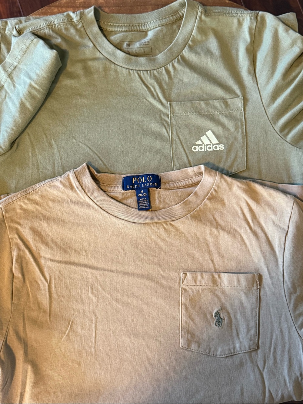 Polo by Ralph Lauren Menās Pocket T-Shirt in Light Beige